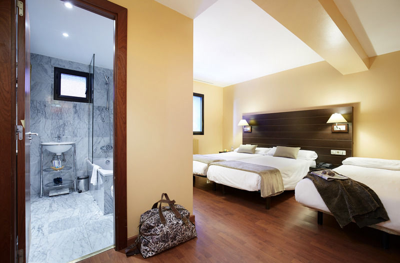 Hotel Caribou パス・デ・ラ・カサ エクステリア 写真