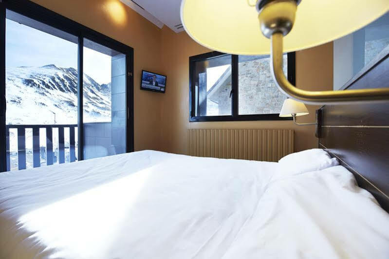 Hotel Caribou パス・デ・ラ・カサ エクステリア 写真